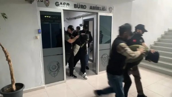 Yargı ‘Acımasızlar’a acımadı! Sigara ile işkence yapıp, sosyal medyadan yayınlamışlar